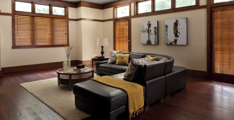 Dallas hardwood floor and blinds